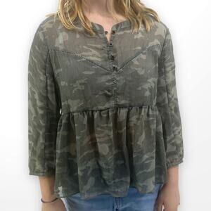 MAURICES Green Camouflage Long Sleeve Peplum Henley Blouse